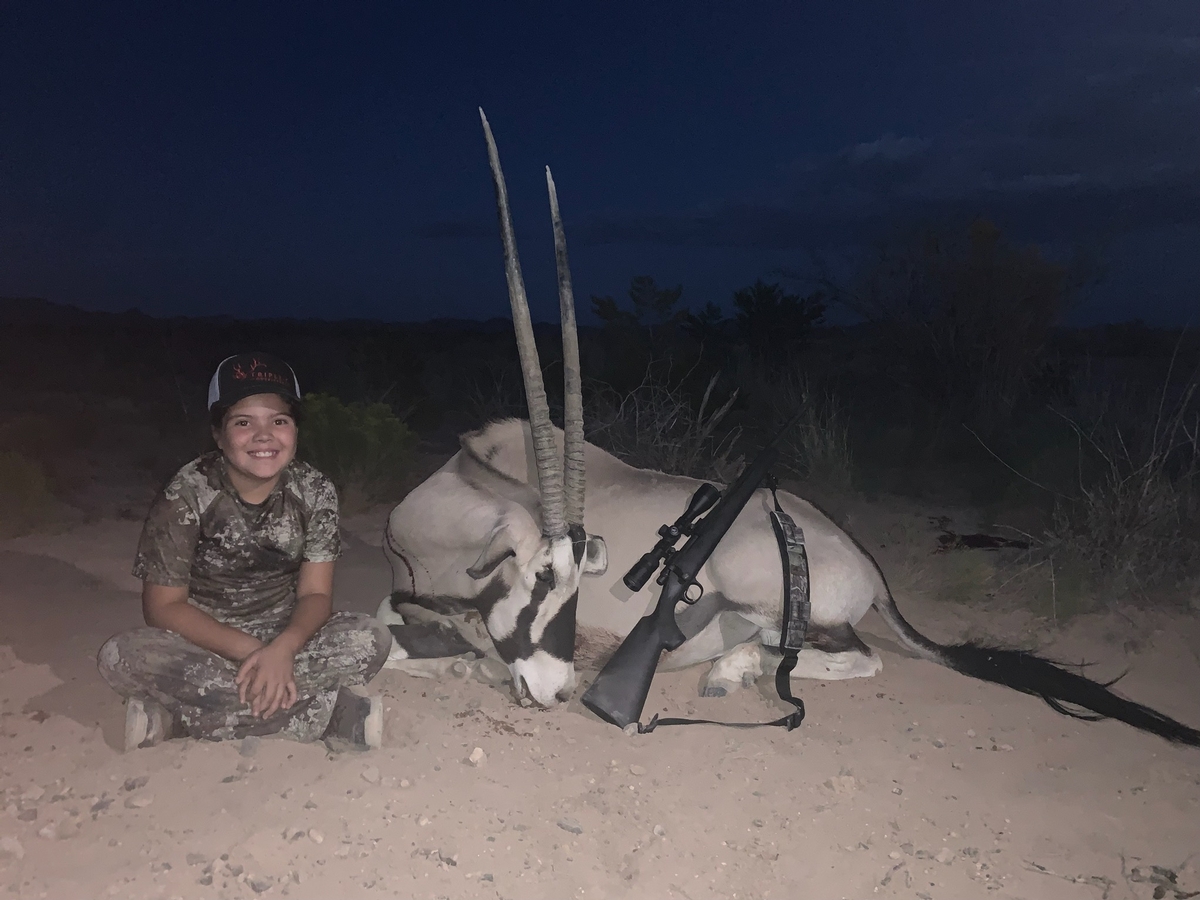 Ready To Book Your Oryx Hunt?